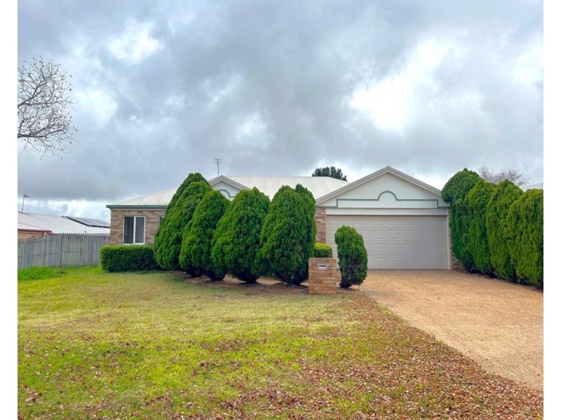 54 Gouldson Drive, Kearneys Spring QLD 4350