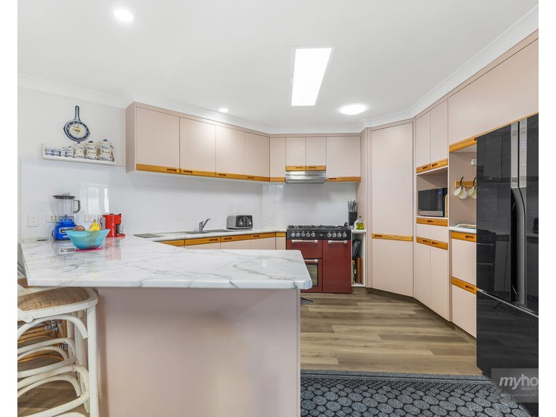 26 Halsworth Street, Cranley QLD 4350