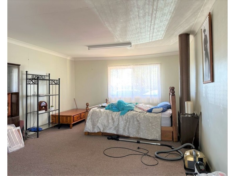 2 Jason Street, Wilsonton Heights QLD 4350