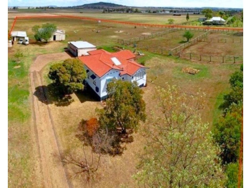 109 Bunkers Hill School Road, Westbrook QLD 4350