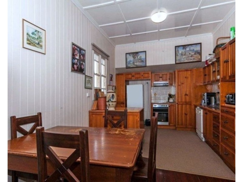109 Bunkers Hill School Road, Westbrook QLD 4350