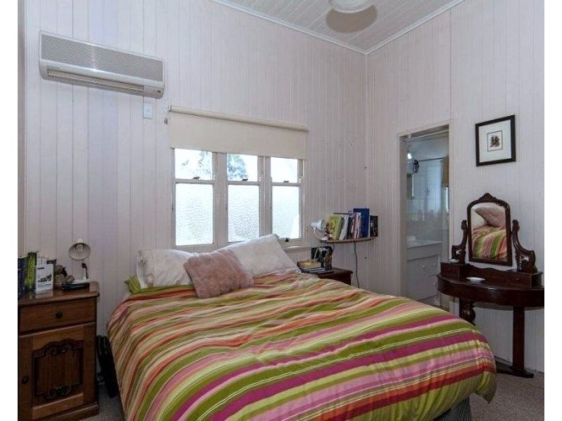 109 Bunkers Hill School Road, Westbrook QLD 4350