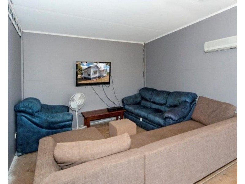 109 Bunkers Hill School Road, Westbrook QLD 4350