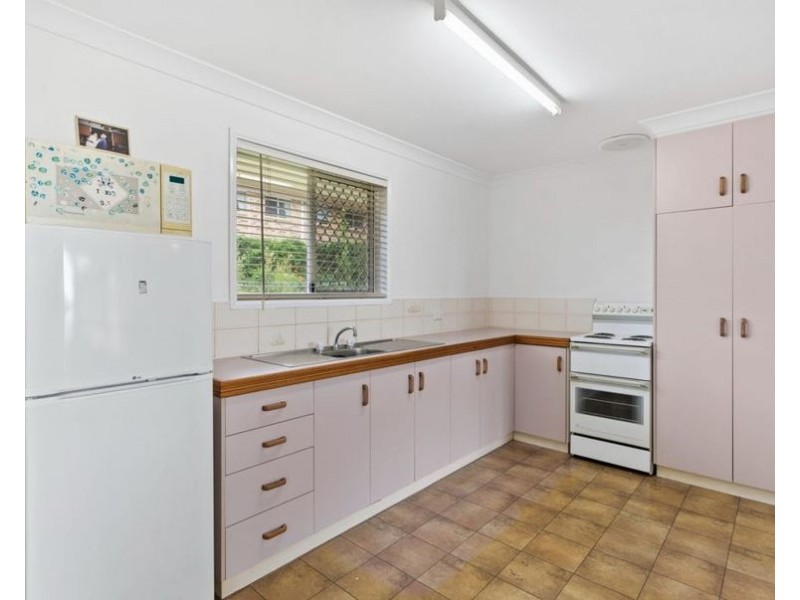 330 Spring Street, Kearneys Spring QLD 4350