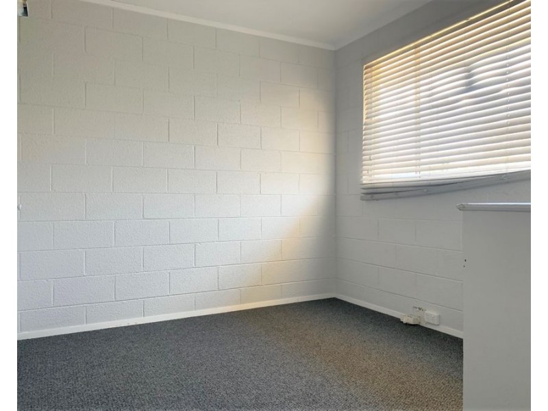 4/329 Hume Street, South Toowoomba QLD 4350