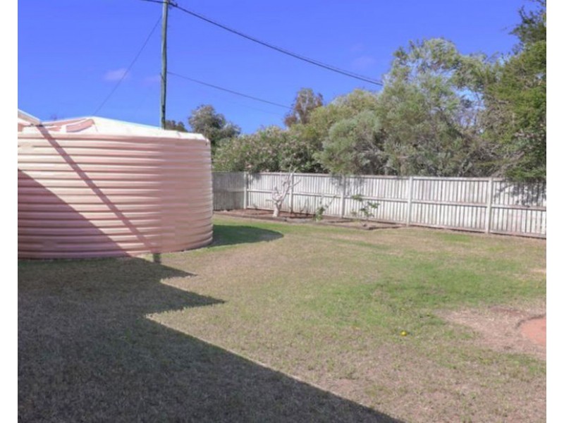 17 Joseph Street, Oakey QLD 4401