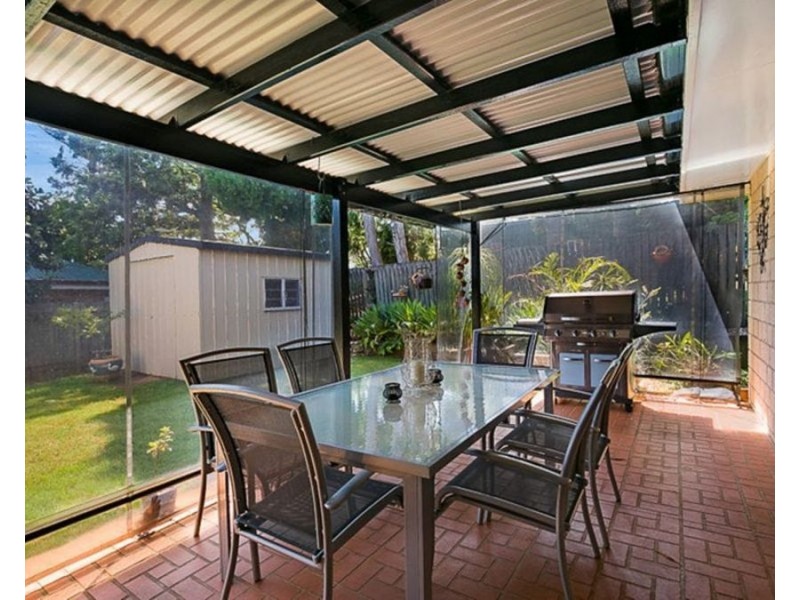 16 Sweetapple Crescent, Centenary Heights QLD 4350