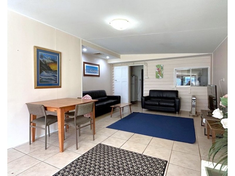 Room 1/130 Ruthven Street, Harlaxton QLD 4350