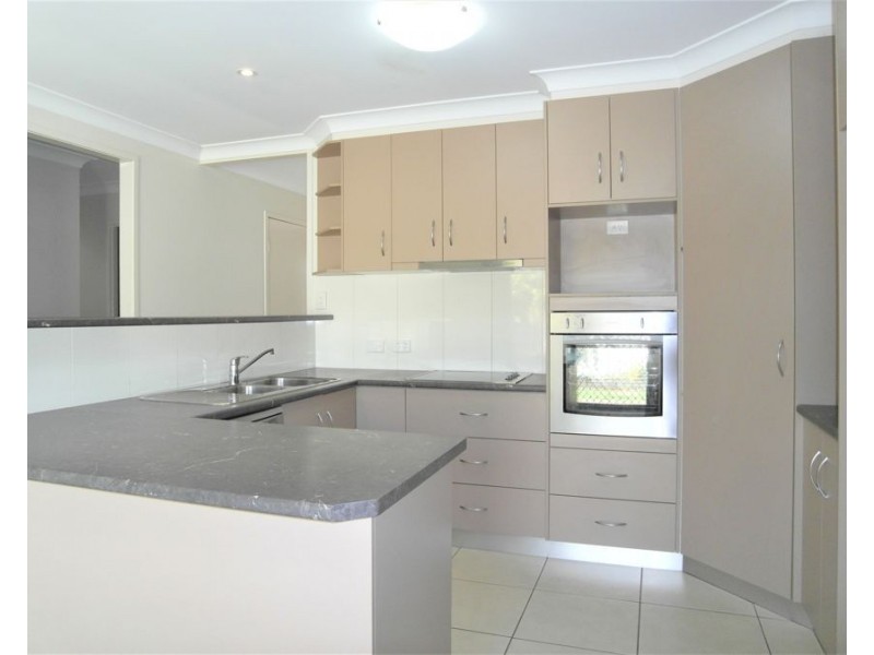 4/6 Salisbury Street, Darling Heights QLD 4350