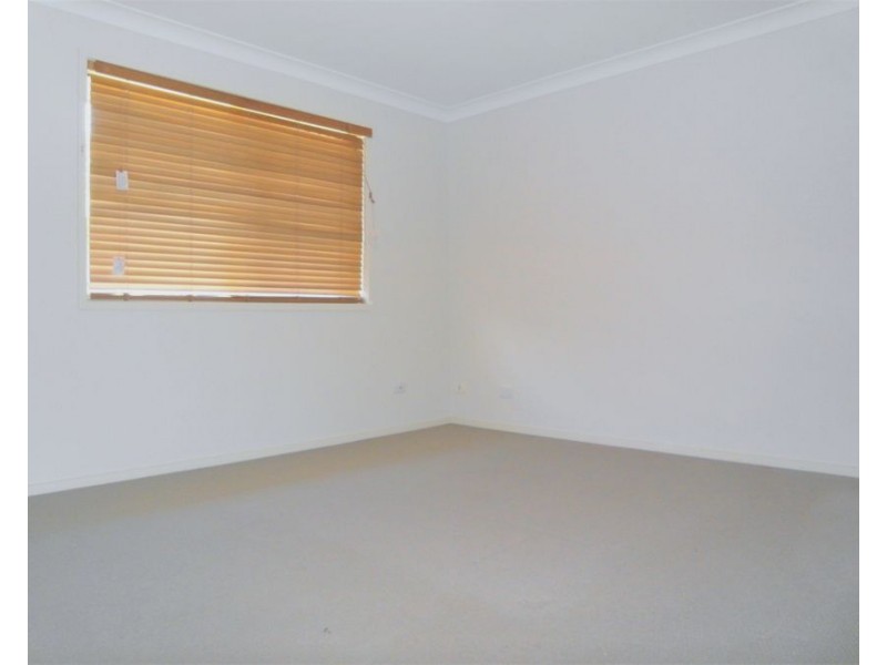 4/6 Salisbury Street, Darling Heights QLD 4350