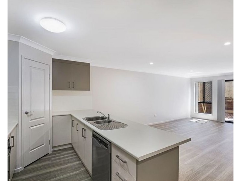 6/35 Luck Street, Drayton QLD 4350