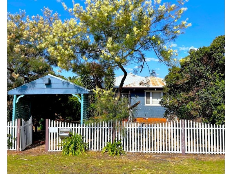 24 Blackdown Street, Harristown QLD 4350
