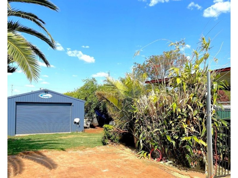 24 Blackdown Street, Harristown QLD 4350