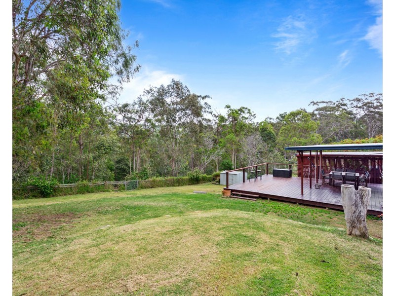 27 Berghofer Drive, Withcott QLD 4352
