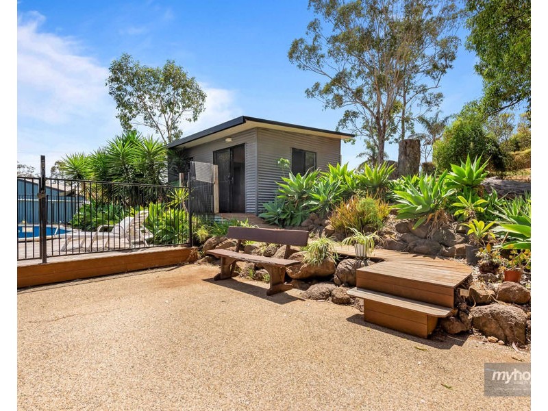 10 Debbie Court, Highfields QLD 4352