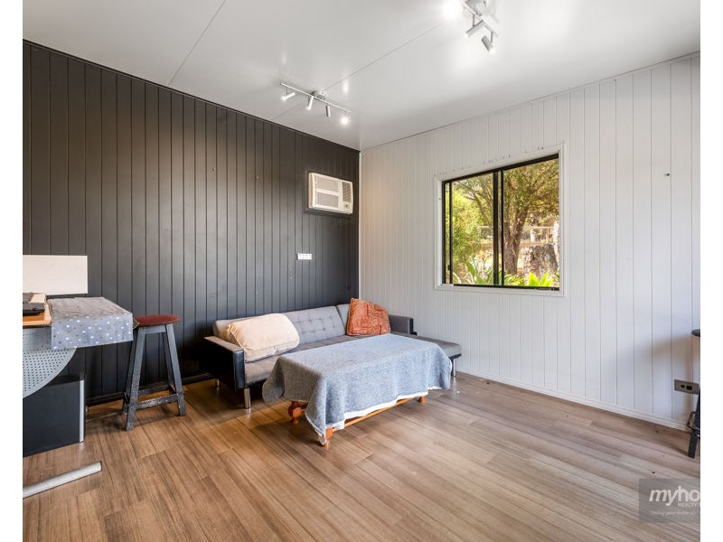 10 Debbie Court, Highfields QLD 4352