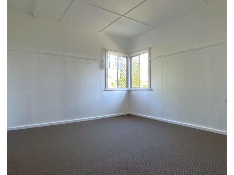 63 Llewellyn Street, Centenary Heights QLD 4350
