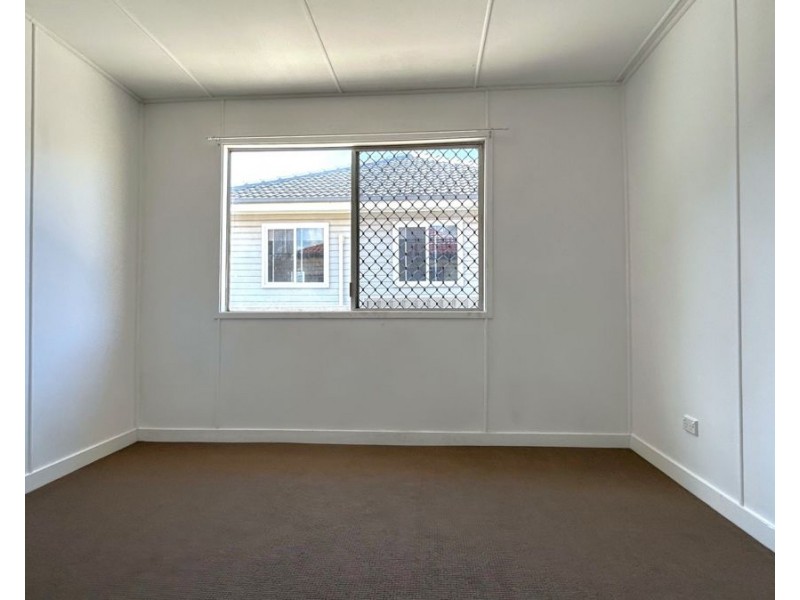 63 Llewellyn Street, Centenary Heights QLD 4350