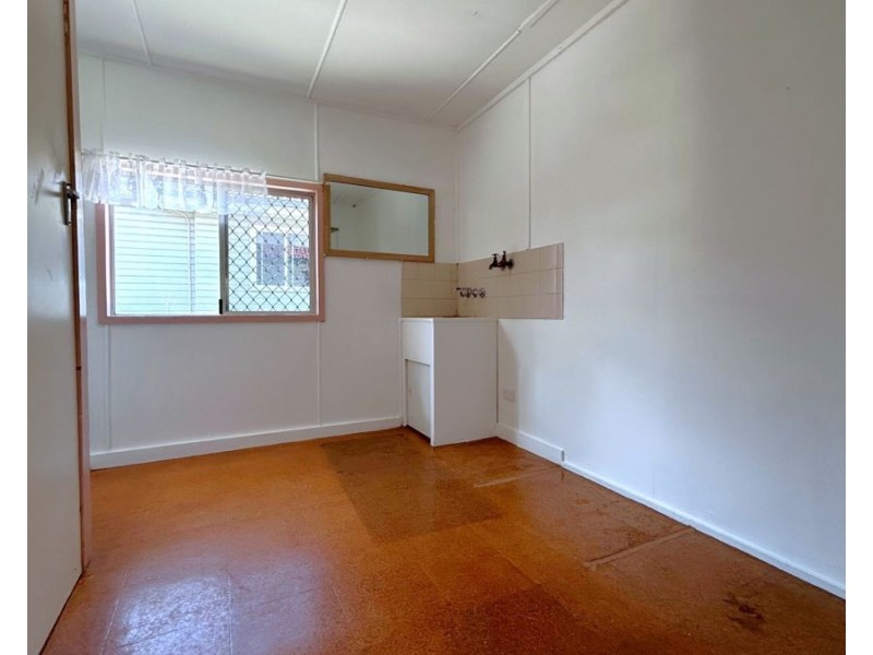 63 Llewellyn Street, Centenary Heights QLD 4350