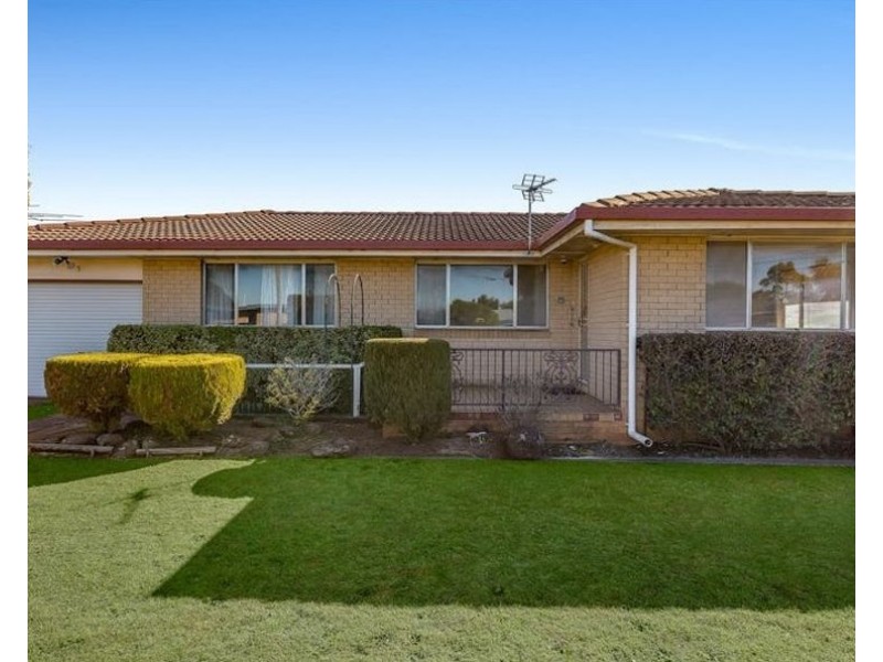 5 Hopps Street, Wilsonton QLD 4350