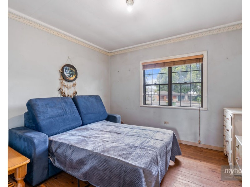 105 Anzac Avenue, Newtown QLD 4350