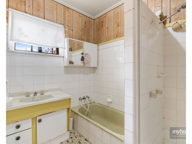 105 Anzac Avenue, Newtown QLD 4350