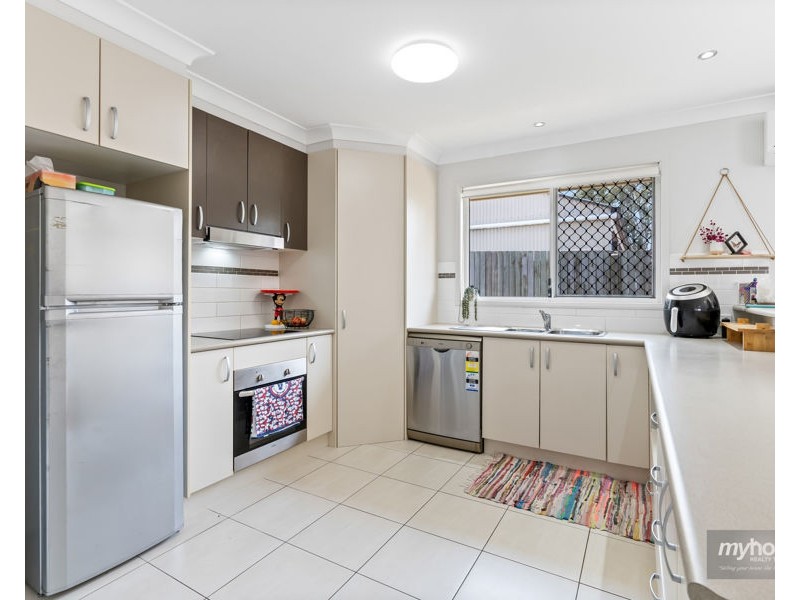 4/11 Hillside Street, Newtown QLD 4350