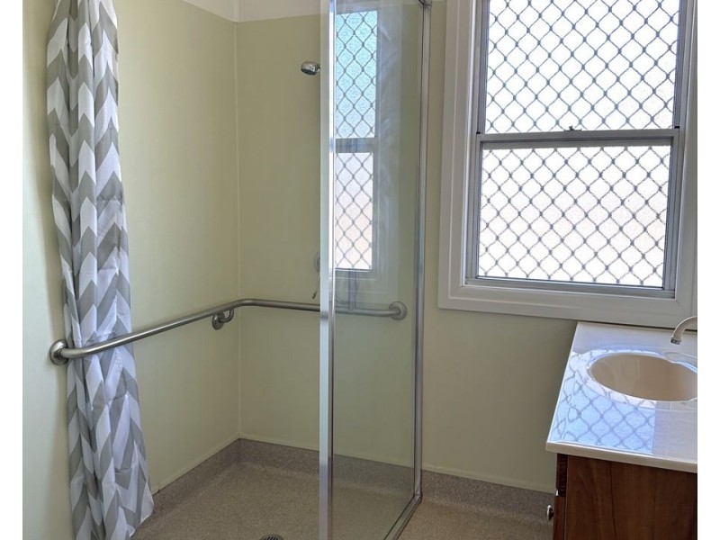 38 Ellis Street, Wilsonton QLD 4350
