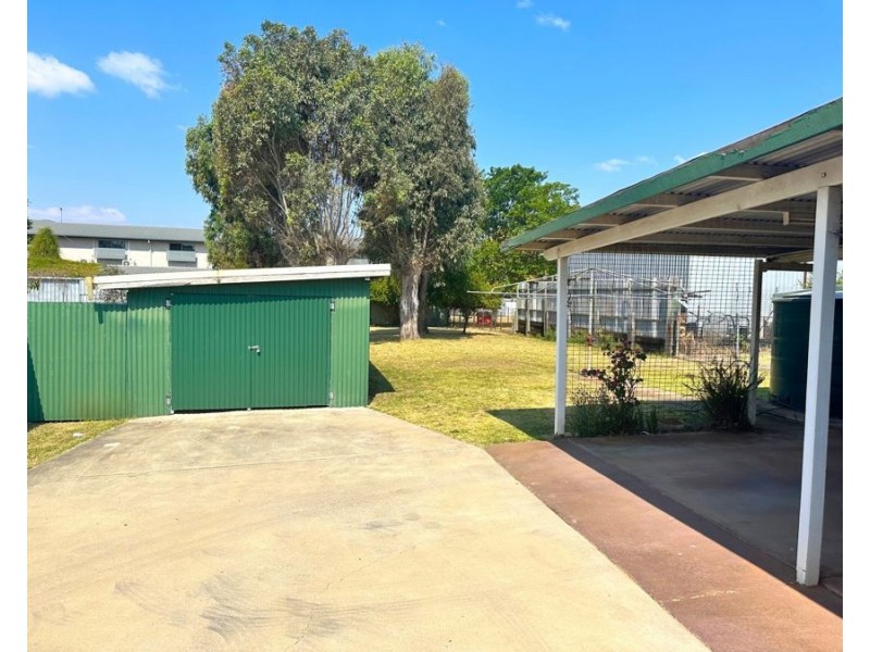 38 Ellis Street, Wilsonton QLD 4350