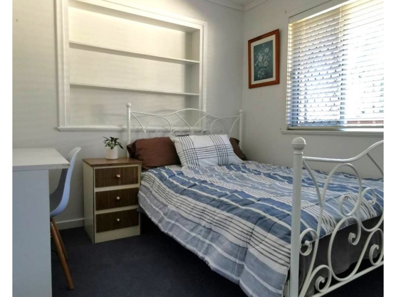 Room 3/12 Newmarket Street, Newtown QLD 4350