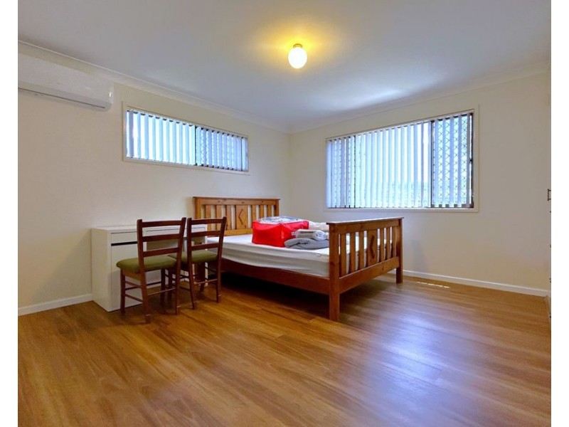 Room 1/16 Lindberg Street, Wilsonton QLD 4350