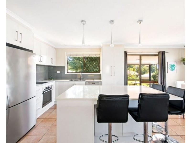 11 Homestead Avenue, Harristown QLD 4350