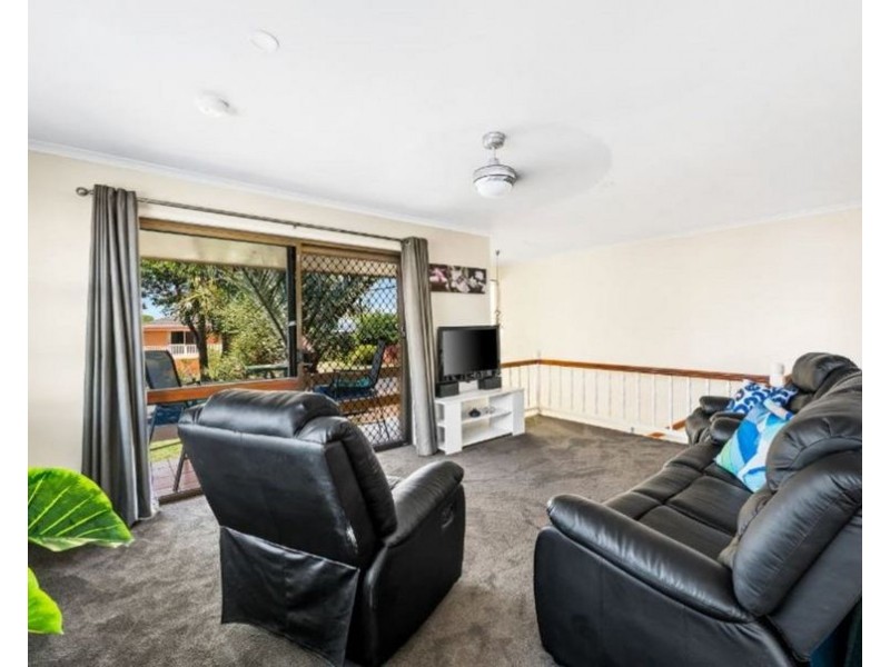 11 Homestead Avenue, Harristown QLD 4350