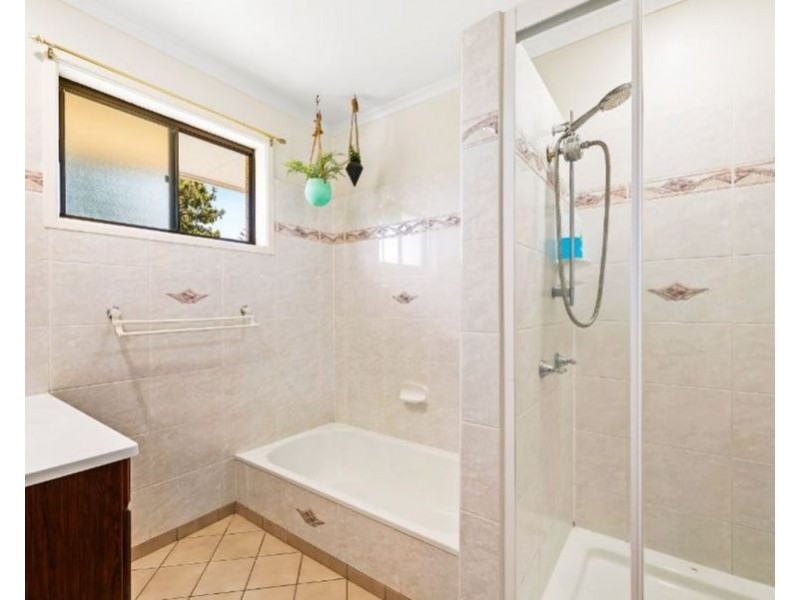 11 Homestead Avenue, Harristown QLD 4350