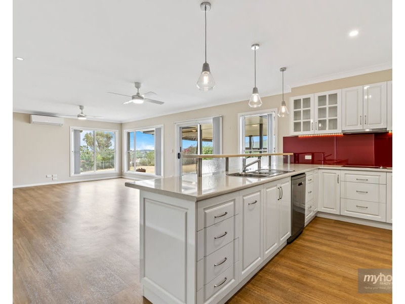 1 Explorer Court, Gowrie Junction QLD 4352