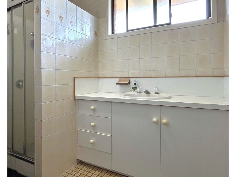 6/15 Edith Street, Newtown QLD 4350