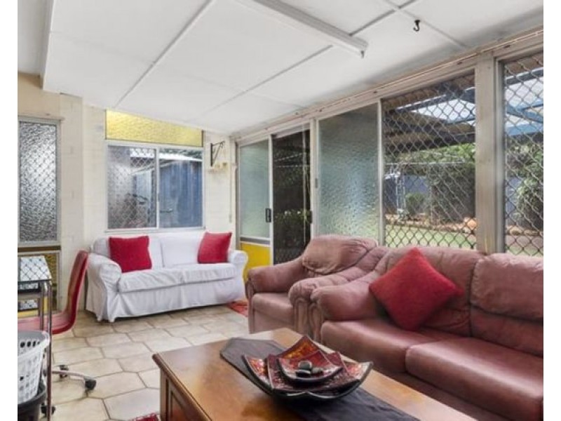 6 Athol Street, Harlaxton QLD 4350