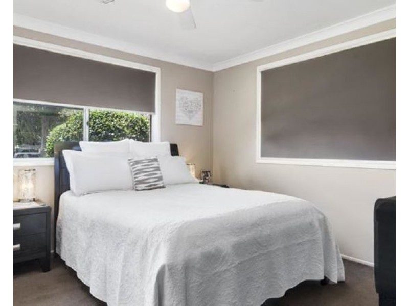 6 Athol Street, Harlaxton QLD 4350