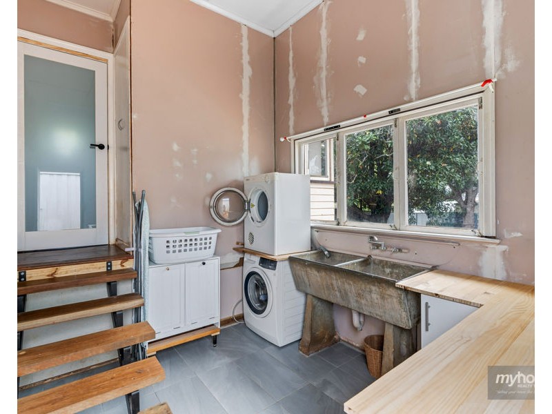 143 Stephen Street, Harristown QLD 4350