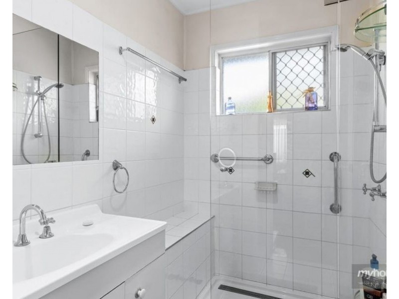 2/5 Denyer Street, Wilsonton QLD 4350