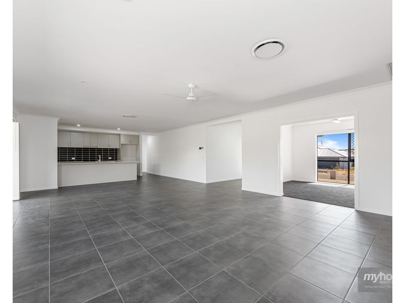 2 Bonita Court, Westbrook QLD 4350