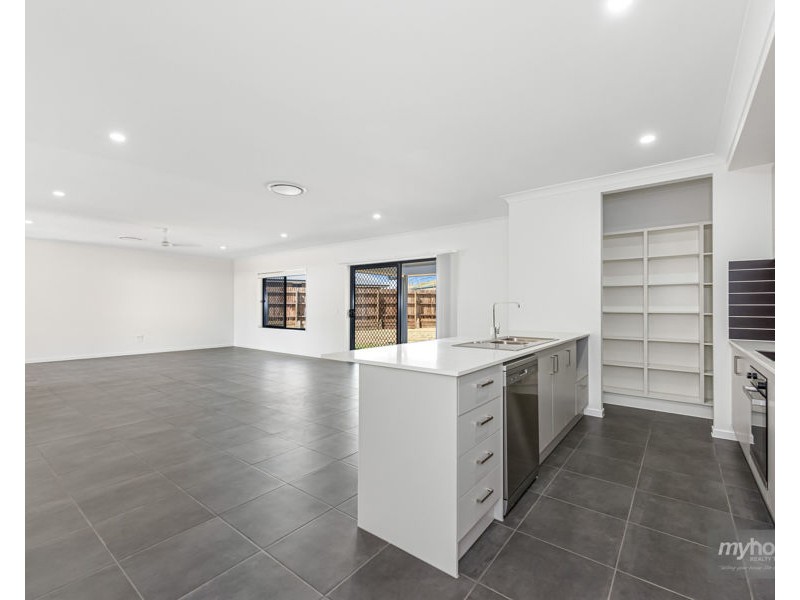 2 Bonita Court, Westbrook QLD 4350