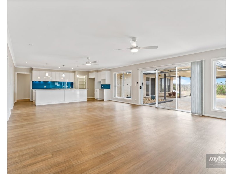 1 Explorer Court, Gowrie Junction QLD 4352