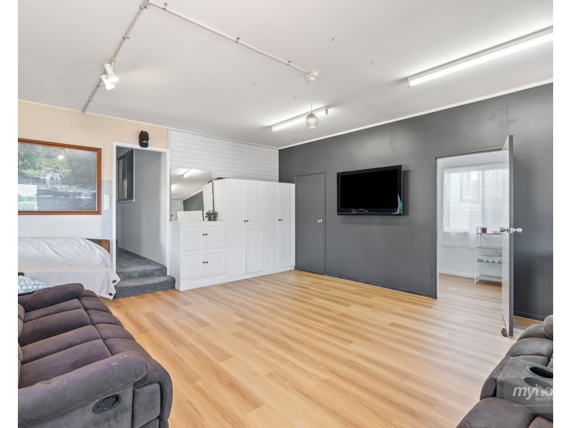 6 South Street, Rangeville QLD 4350