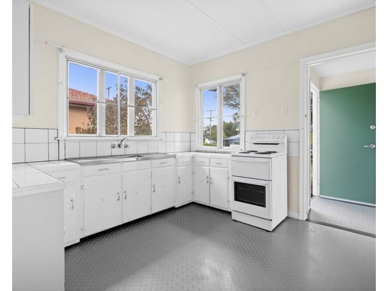 4 Murray Street, North Toowoomba QLD 4350