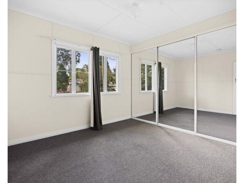 4 Murray Street, North Toowoomba QLD 4350