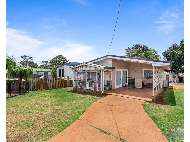 143 Stephen Street, Harristown QLD 4350
