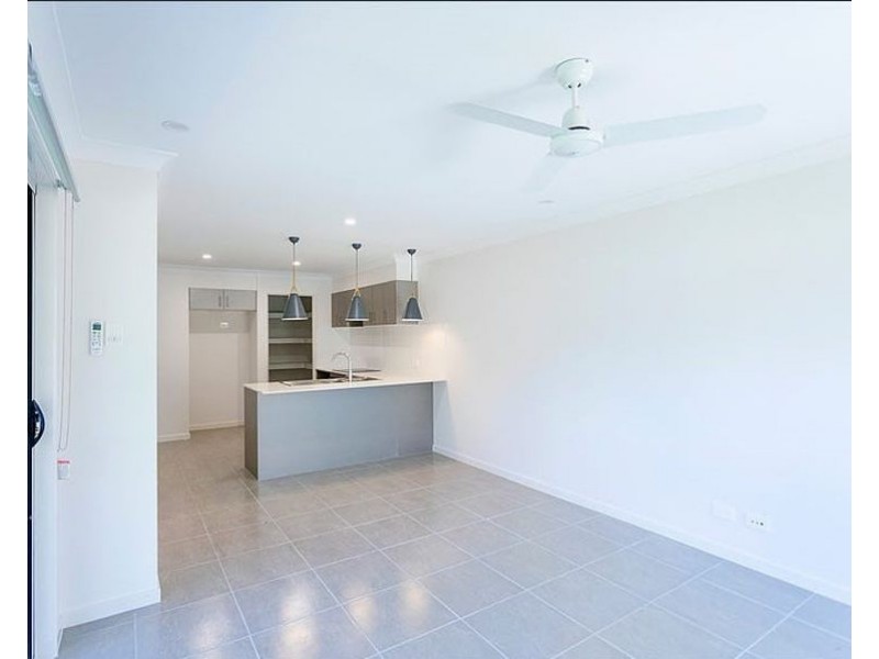 2/17 Kaytons Street, Drayton QLD 4350