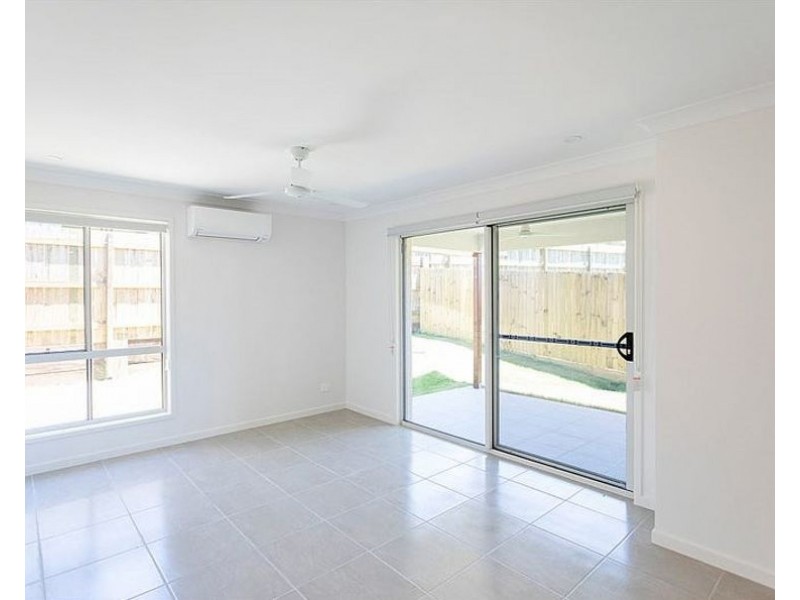 2/17 Kaytons Street, Drayton QLD 4350