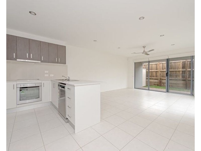 2/13 Parkview Drive, Glenvale QLD 4350